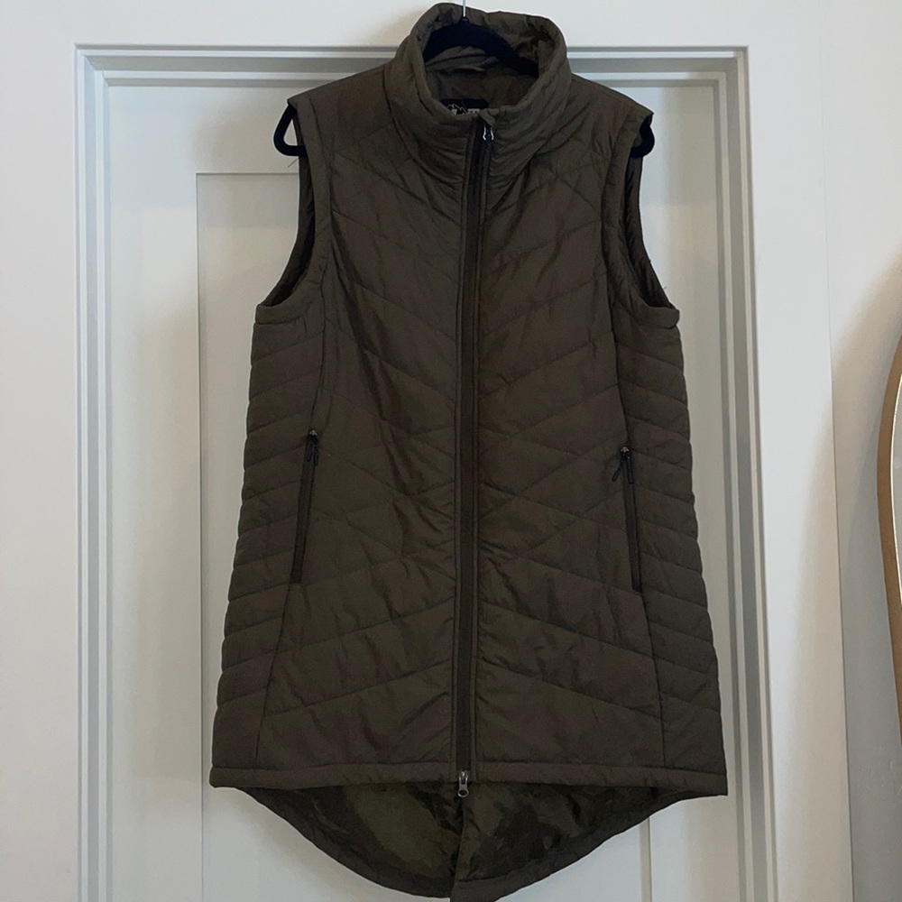 MT mountaineering the women’s pulse legion Long green zip up vest XL